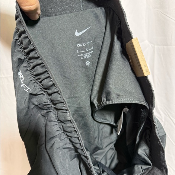 NWT Nike Men's Dark Gray Athletic Shorts sz S (3AP) - Picture 7 of 7